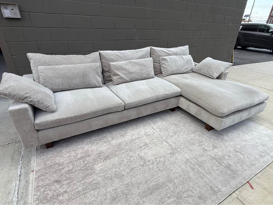 West Elm Harmony 2-Piece Bumper Chaise Sectional – Used (Like New)